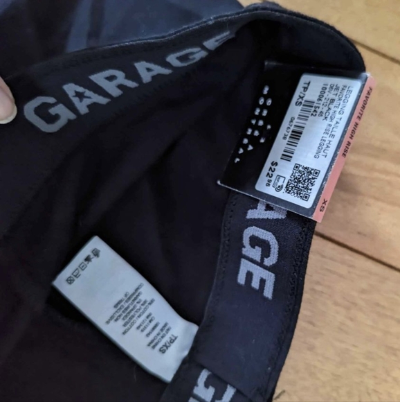 Garage - Black Leggings XS - Picture 2 of 5